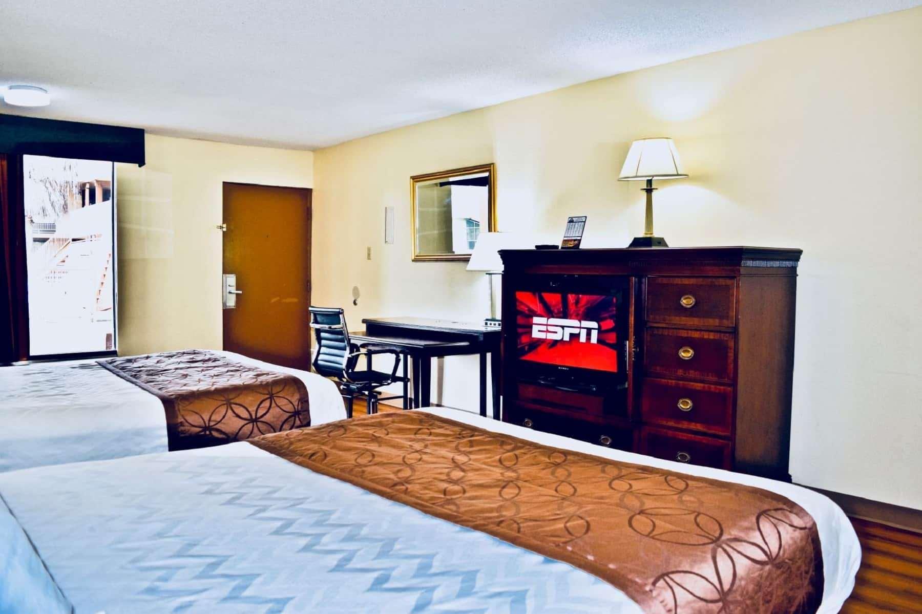 Days Inn By Wyndham Burleson Ft. Worth Екстериор снимка